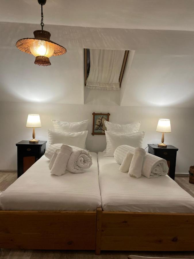 Apartament Yannis Apartment Alba Iulia Bagian luar foto