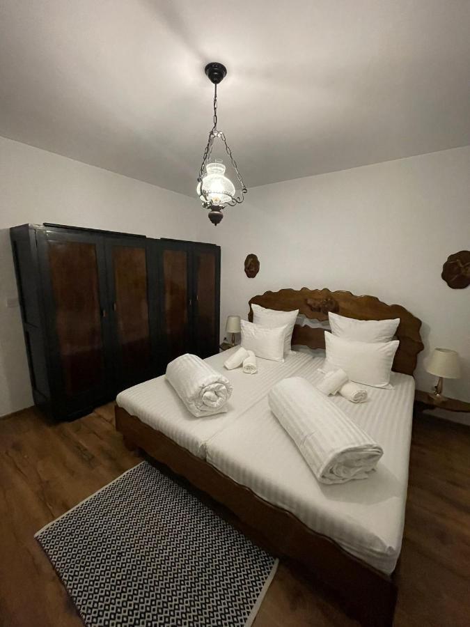 Apartament Yannis Apartment Alba Iulia Bagian luar foto