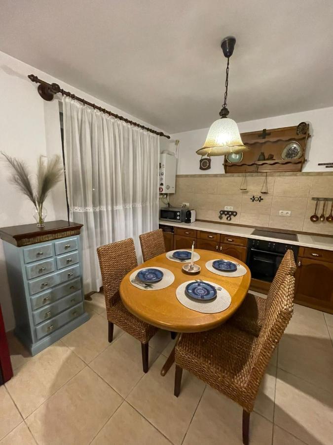 Apartament Yannis Apartment Alba Iulia Bagian luar foto