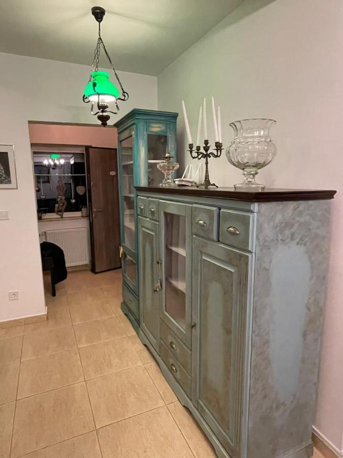 Apartament Yannis Apartment Alba Iulia Bagian luar foto