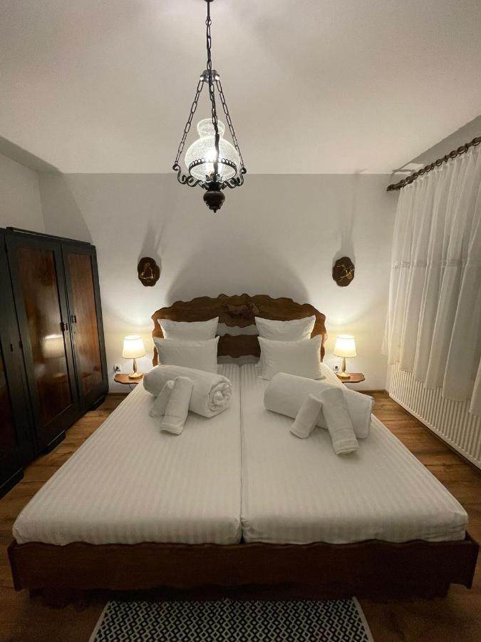 Apartament Yannis Apartment Alba Iulia Bagian luar foto