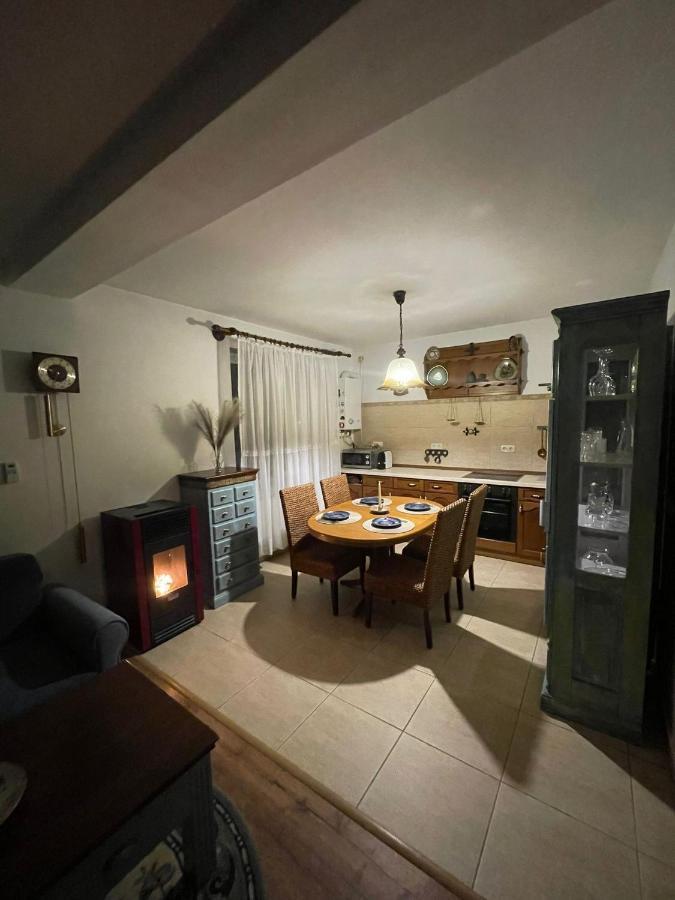 Apartament Yannis Apartment Alba Iulia Bagian luar foto